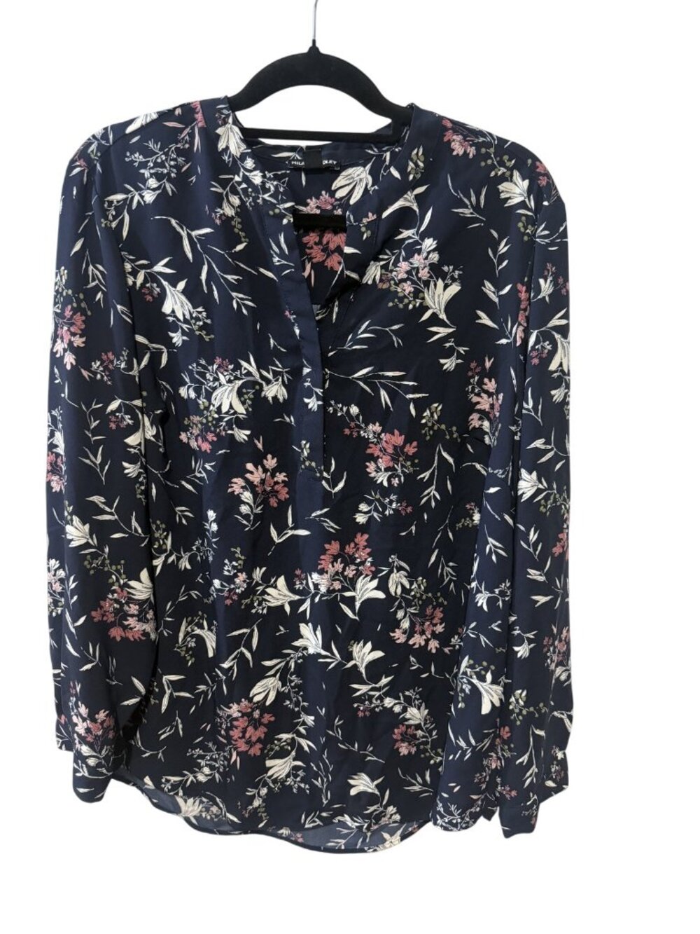 HILARY RADLEY Size XXL/EEG Navy Floral Long Sleeve V-Neck Blouse